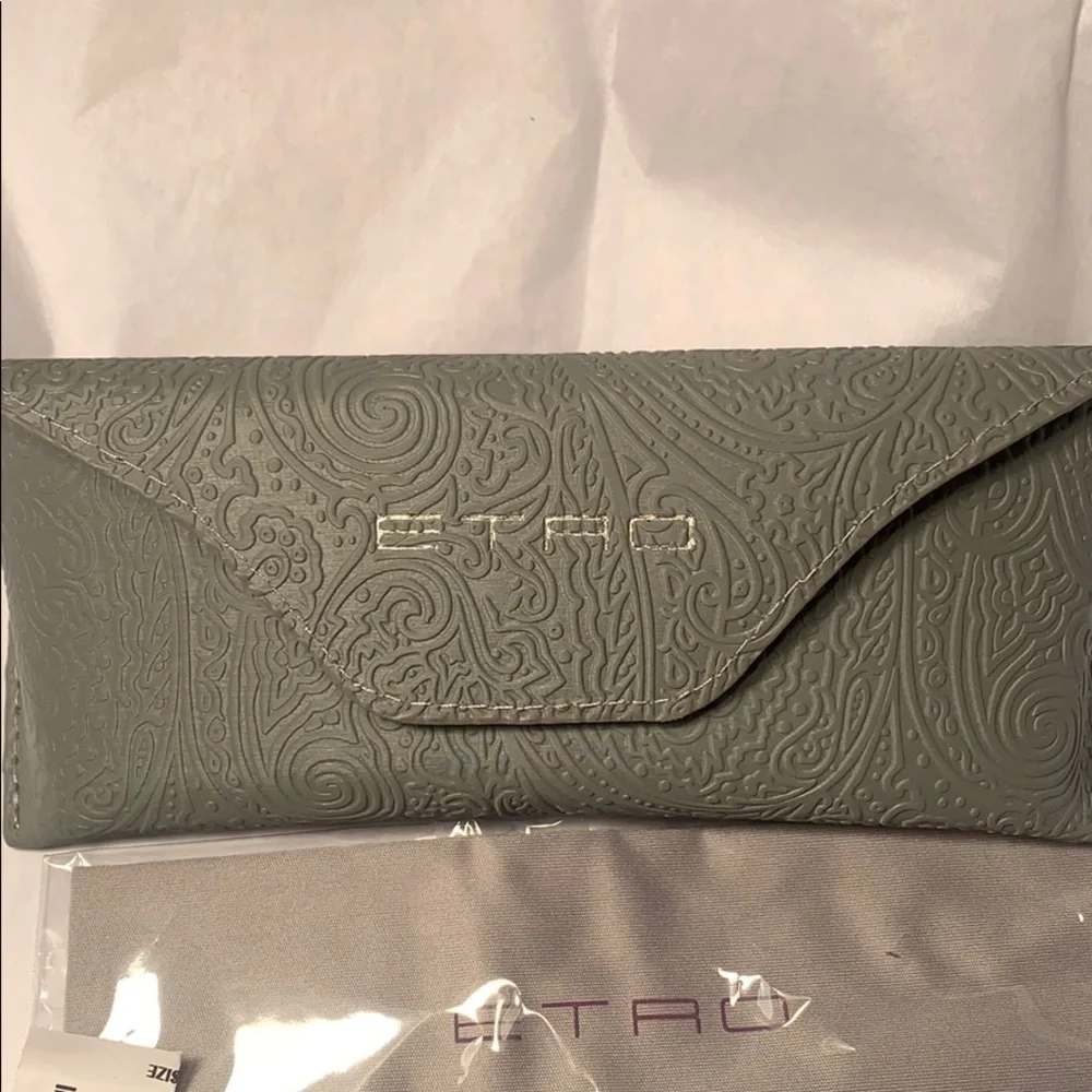 NWT ETRO wire aviator sunglasses w/lace design